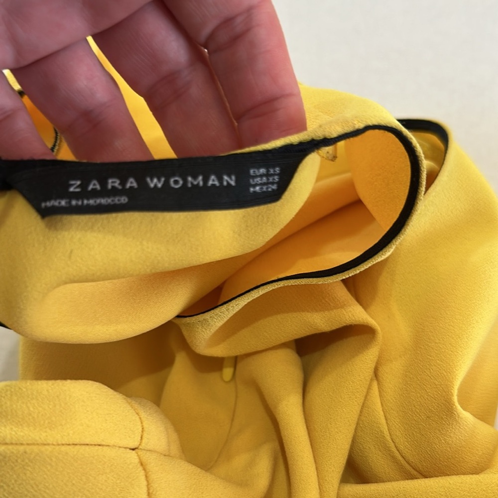 Yellow Zara Asymmetric Top - Picture 5 of 5
